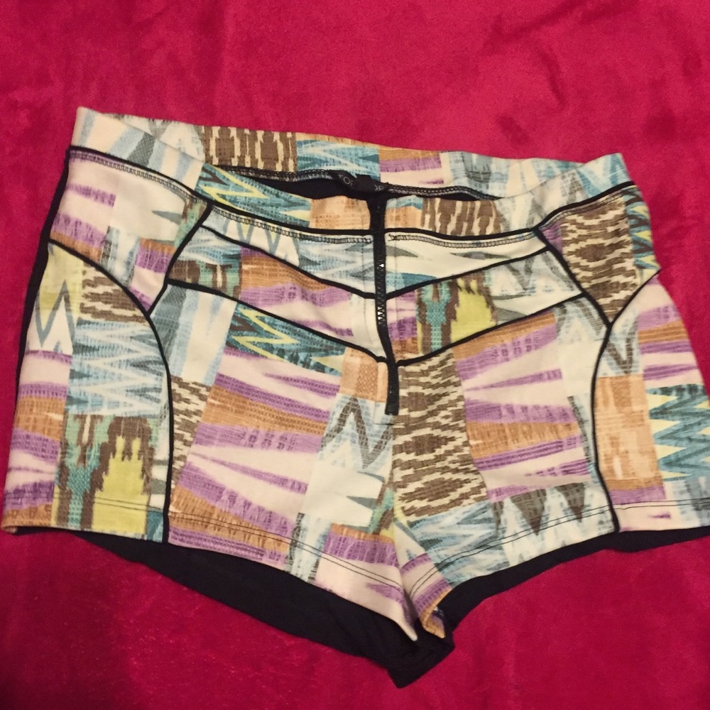 TOPSHOP FESTIVAL SHORTS